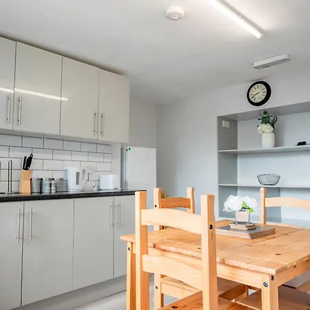 Host & - Park Cliffe House