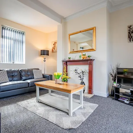 Holiday home Host & - Park Cliffe House *