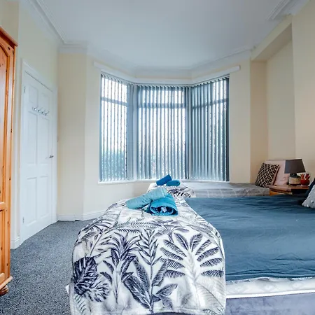 Host & - Park Cliffe House Holiday home