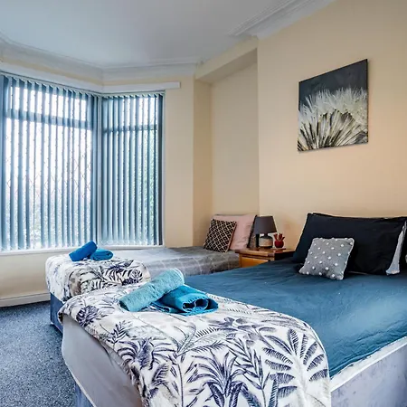 Host & - Park Cliffe House Holiday home
